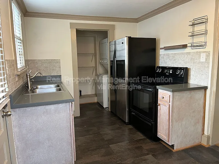 523 S Cameron St #3 — Photo 4