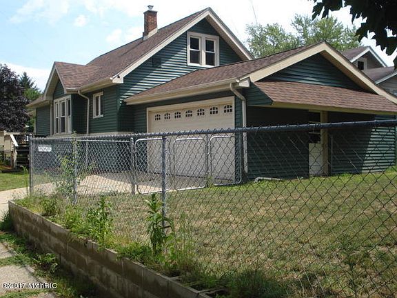 4th image of 63 E Ave N