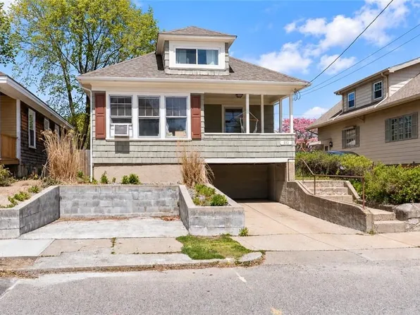 183 Narragansett St, Cranston, RI 02905