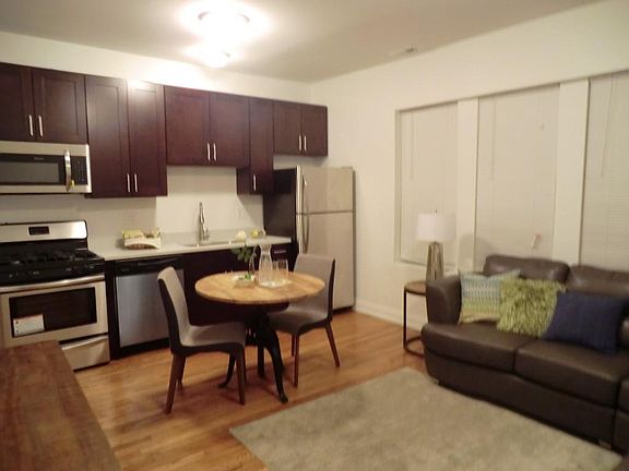 5th image of 4915 W Cuyler Ave