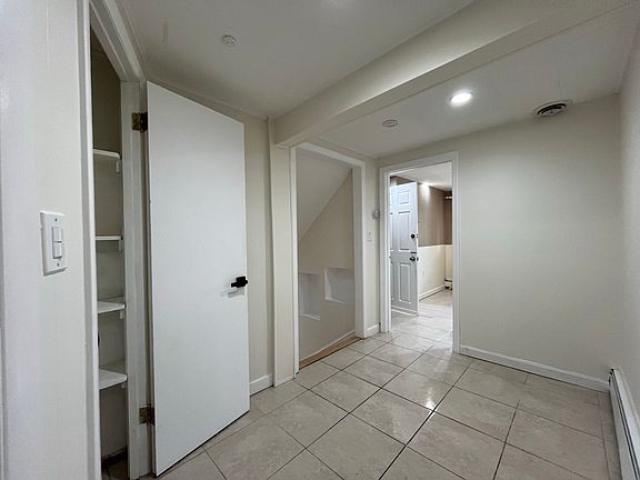 4th image of 16 Schlager Ave #1