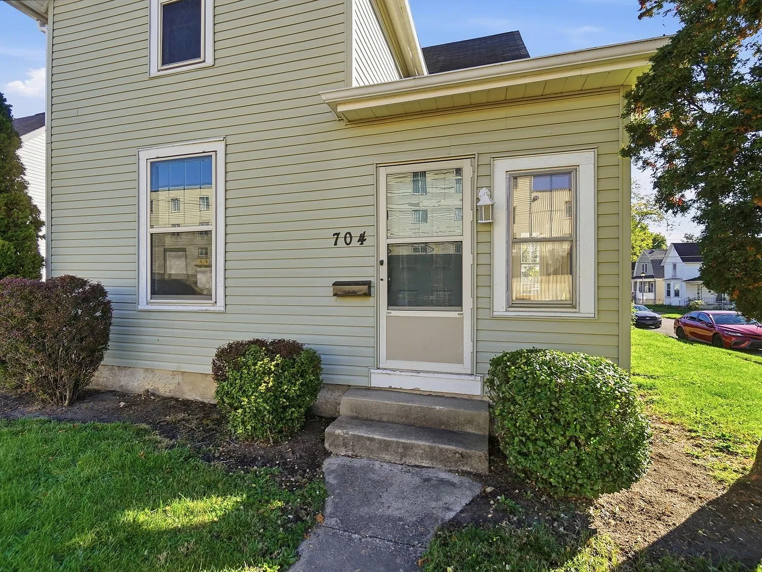 5 bed, 2.0 bath, 1568 sqft, $1,600 — Photo 4