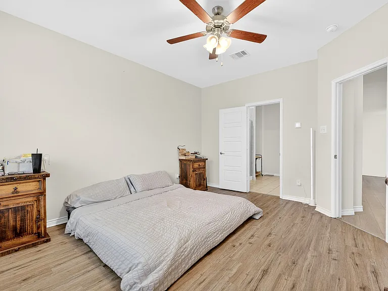 2261 Obsidian Dr — Photo 26