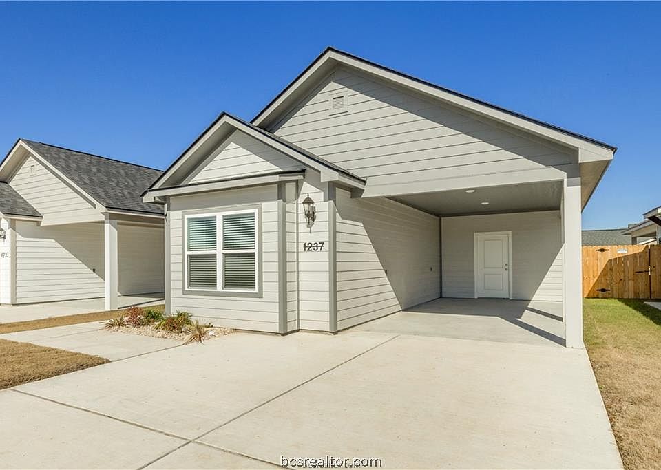 1st image of 1249 Storm Row Ln