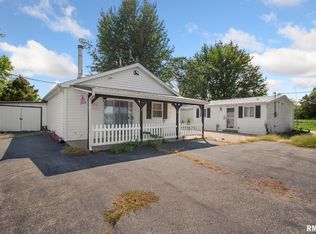 36 Golden Pond Dr, Murphysboro, IL 62966