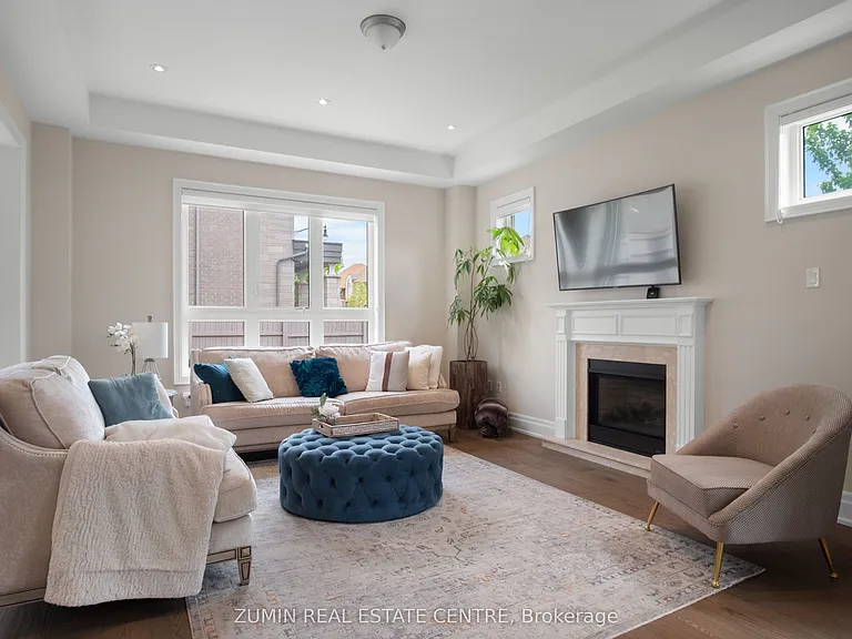39 Lyle Way — Photo 9