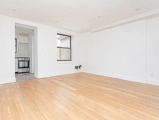 4th image of 905 Sterling Pl APT 3F