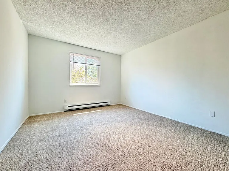 10525 Midvale Ave N #301 — Photo 11