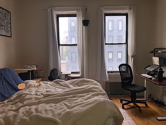 5th image of 763 Park Pl APT 2R