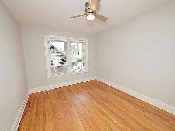 3rd image of 3053 Clifton Ave #1N