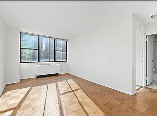 301 E 45th St APT 2D, New York, NY 10017