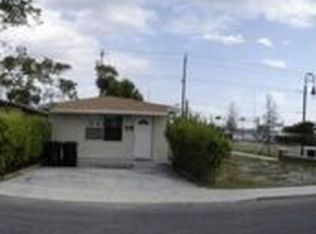 530 S F St, Lake Worth, FL 33460