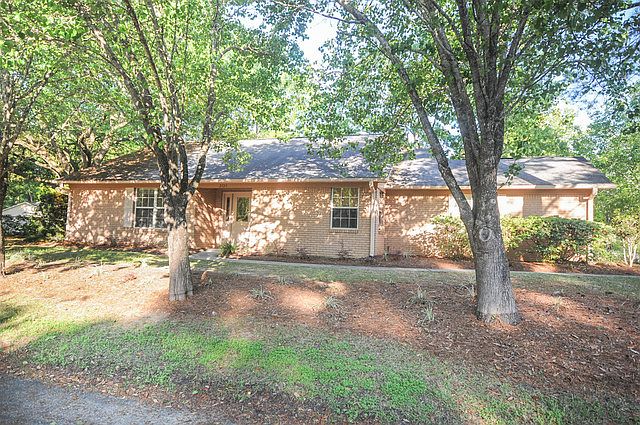 1st image of 2723 Kinsail Dr