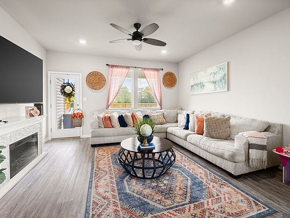 5th image of 3439 Inwood Ct