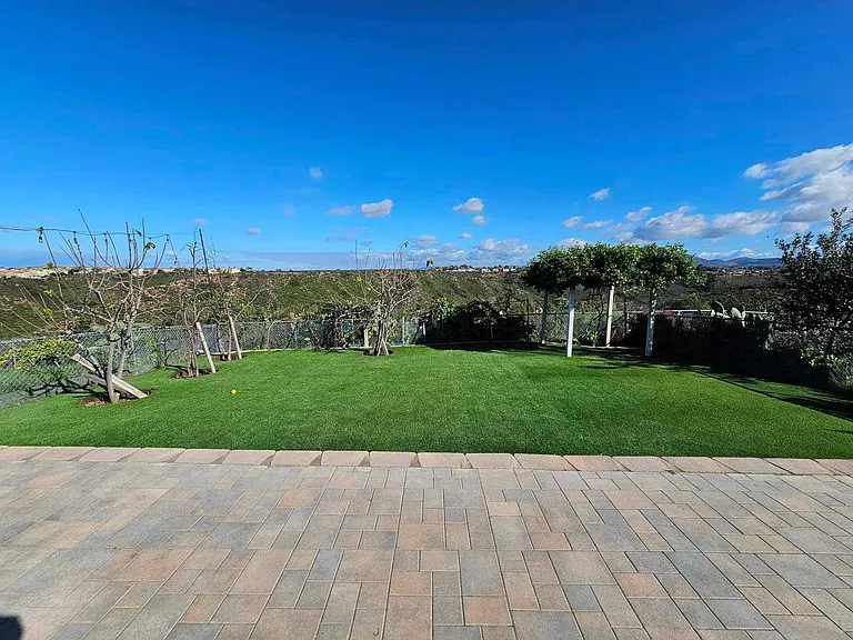 10794 Glendover Ln — Photo 13