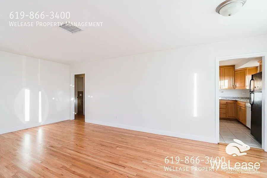 Beautiful 4-bed & 2-bath home with large backyard! — Photo 3