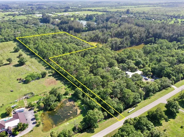 7005 45th St, Vero Beach, FL 32967