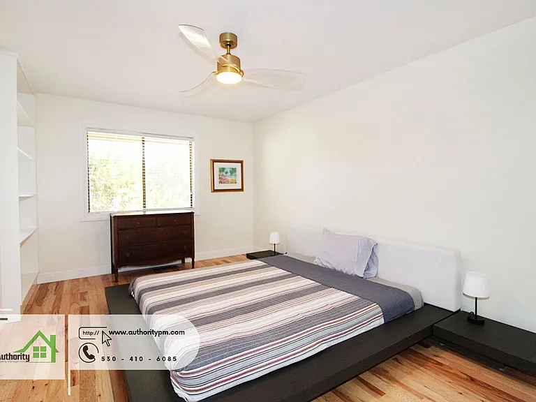 3350 Mountain Oak Dr — Photo 25