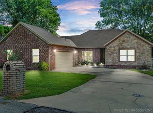 1402 Kelley Dr, Muskogee, OK 74403