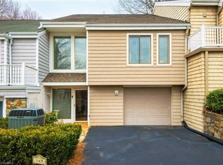 149 Golfview Dr, Bermuda Run, NC 27006