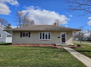 737 Winston Dr, Monroe, MI 48161