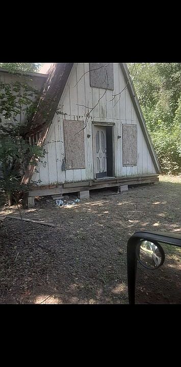1st image of 20592 Parkside Dr