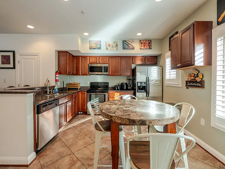 1308 Talbert Ct SE #A — Photo 6