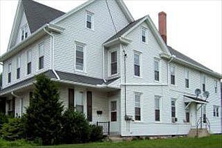 2nd image of 746 N Railroad St
