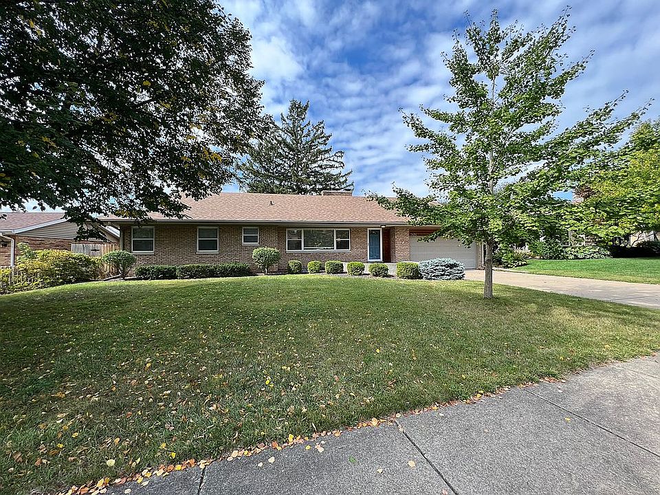 1st image of 3825 N Lynnwood Pl