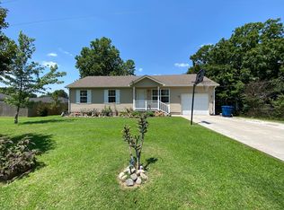 104 Schimm Circle Dr, Carl Junction, MO 64834