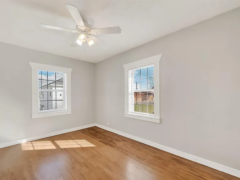2316 Freeman St #6 — Photo 9