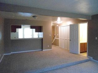 425 Wayman Ln, Virginia Beach, VA 23454