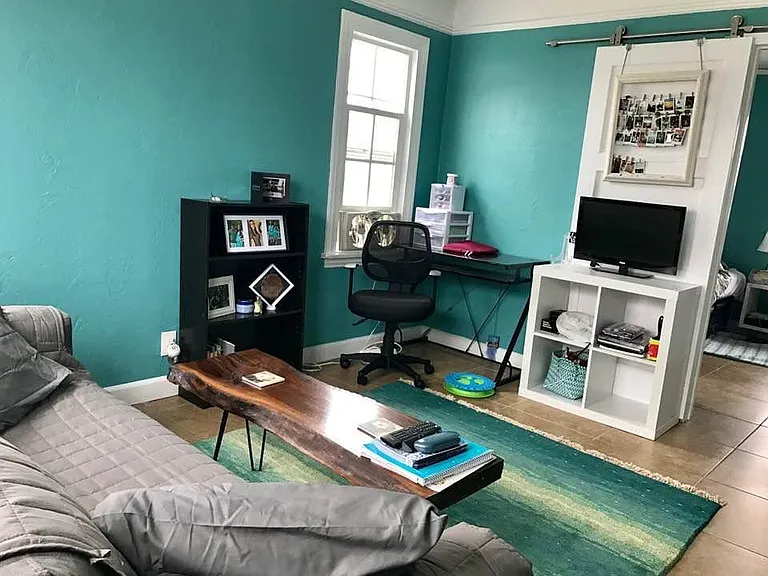 1420 Rolland Curtis Pl #1422 — Photo 3