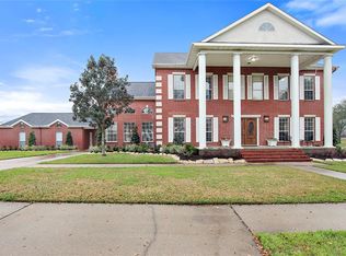 2010 San Joaquin Pkwy, Friendswood, TX 77546