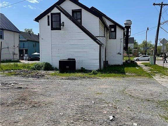 5th image of 1269 Fillmore Ave