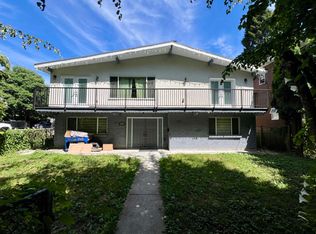 5430 Melbourne St, Vancouver, BC V5R 4L7