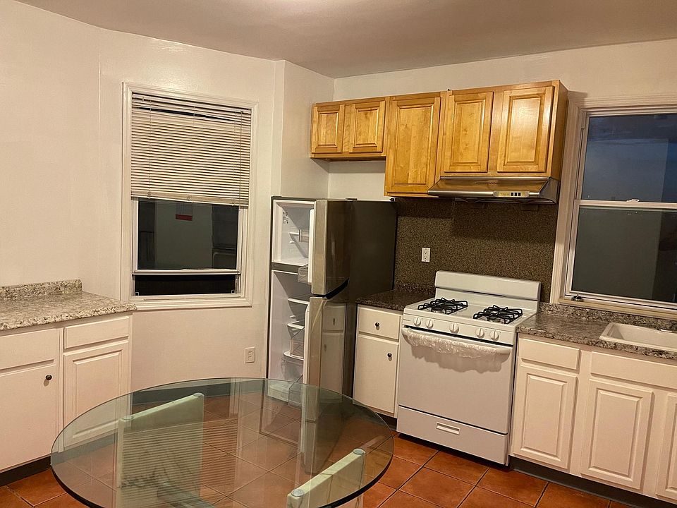 1st image of 1422 111th St Floor 2