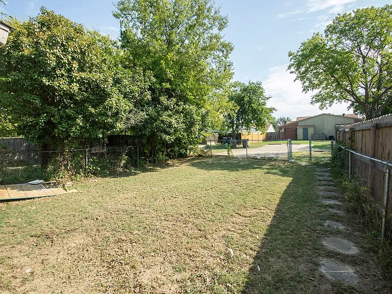 7062 Pineberry Rd — Photo 21