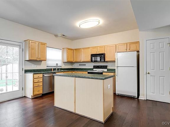 5th image of 11413 Friars Walk Ct