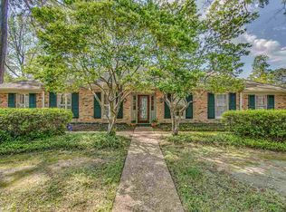 5415 Charter Oak Pl, Jackson, MS 39211