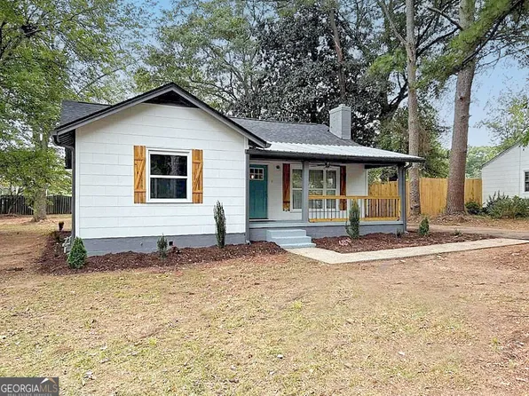 5016 Maple Dr, Forest Park, GA 30297