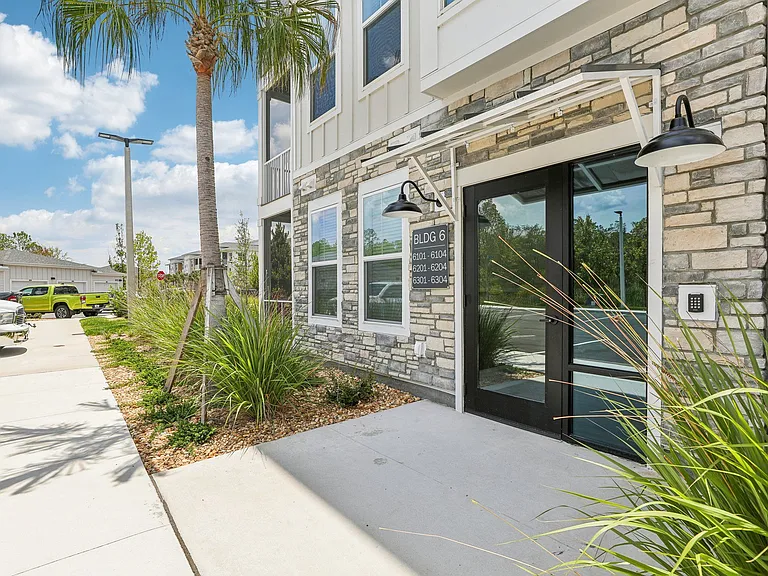 Drift Luxury Apartment Homes — Photo 43