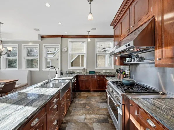 99 Bentley Avenue image 17 of 50