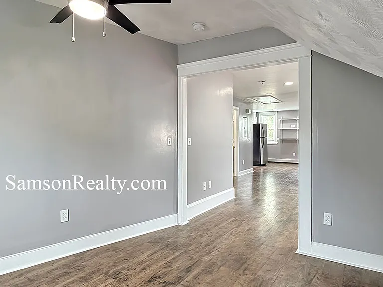 129 Abbott St #3 — Photo 8