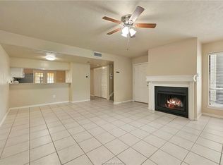 932 Navidad St, Bryan, TX 77801