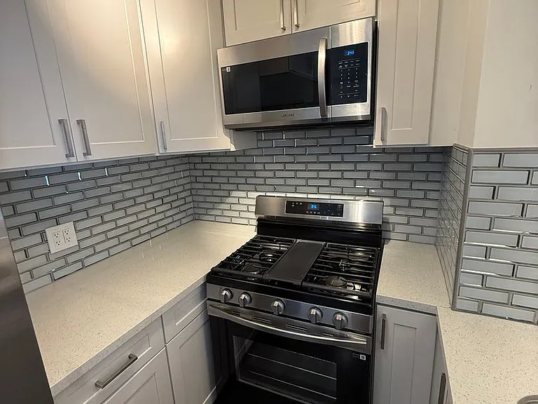 Tustin Palms Apartment Homes — Photo 33
