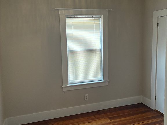 5th image of 75 Bouvier Ave Floor 1