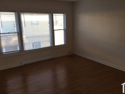 2nd image of 5921 W Fullerton Ave