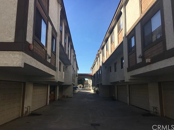 2nd image of 309 W Newby Ave