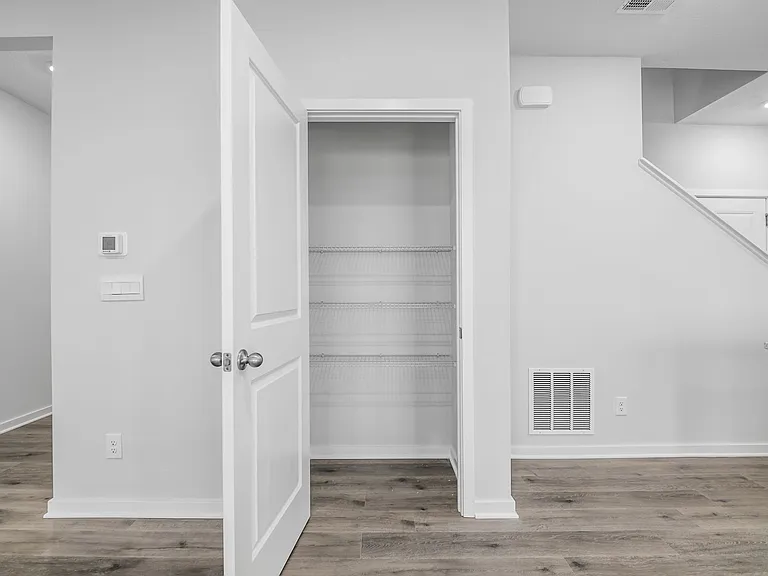 1454 Doubleday Dr — Photo 18